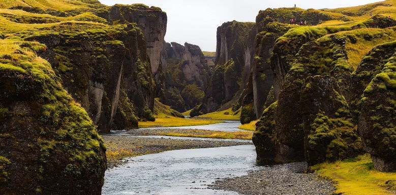 Schlucht, die geografische Isolation darstellt - Allopatrische Artbildung