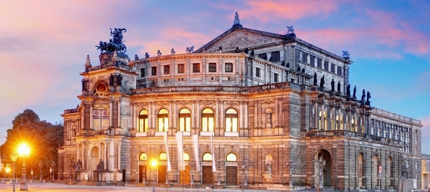 Blick auf die Semperoper Dresden