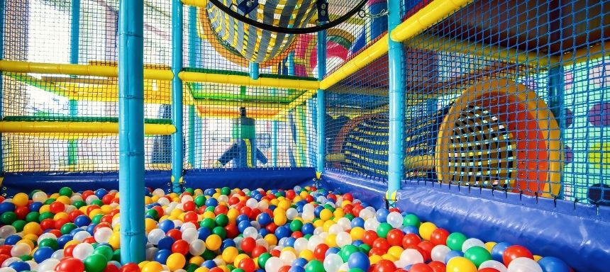 Bild eines Indoorspielplatzes