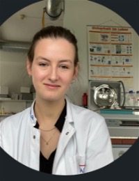 Online Nachhilfelehrer Xenia