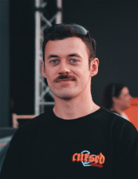Nachhilfe in von Adrien