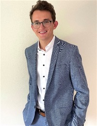 Nachhilfe in karlsruhe von Simon