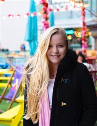 Online Sprachlehrkraft in  von Sina