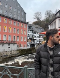 Nachhilfe in koeln von Behnam