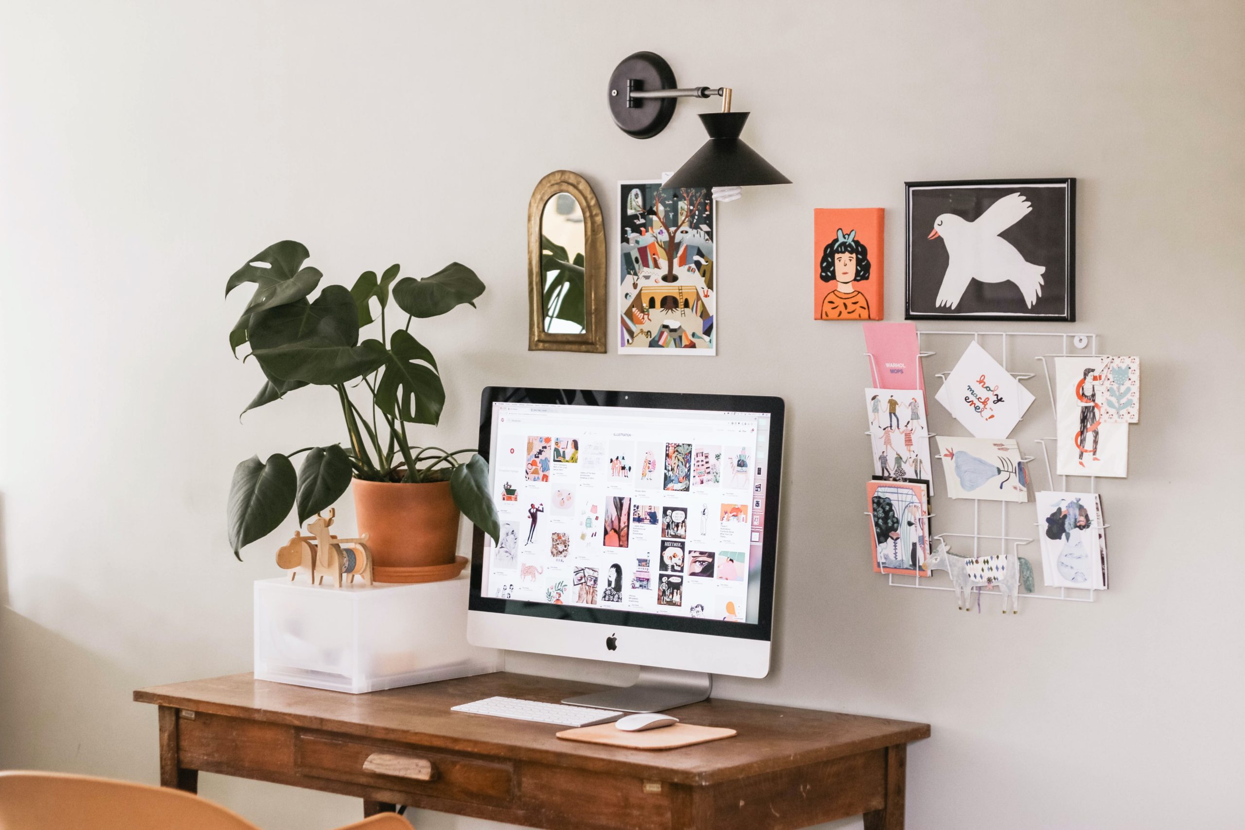Du betrachtest gerade Studentenjobs im Homeoffice – diese 7 solltest du kennen