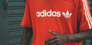 Mehr über den Artikel erfahren Studentenrabatt Adidas