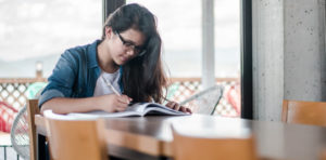 Mehr über den Artikel erfahren Konzentration: Mit Training Deine Konzentration steigern – 8 simple Tipps